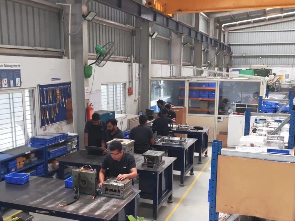 Workstations on TIEA’s connector manufacturing floor.